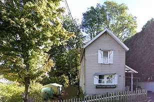 28 Tulip St, Bristol, CT 06010 - Photo 2