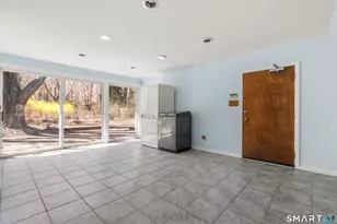 835 Monroe Turnpike, Monroe, CT 06468 - Photo 16