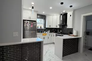 2964 State St, Hamden, CT 06517 - Photo 4