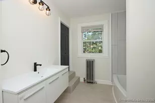 62 Whitney St, Hartford, CT 06105 - Photo 10