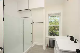 62 Whitney St, Hartford, CT 06105 - Photo 8