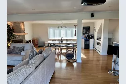 72 Carson Avenue #B, Wethersfield, CT 06109 - Photo 2