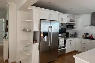 72 Carson Ave, Wethersfield, CT 06109 - Photo 10