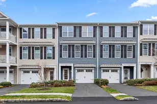 164 Warrington Round, Danbury, CT 06810 - Photo 1