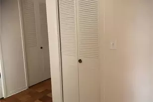 80 Cartright St, Bridgeport, CT 06604 - Photo 10