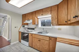 237 Boston Rd, Middletown, CT 06457 - Photo 16