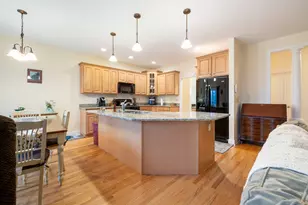 379 Wooster St, Naugatuck, CT 06770 - Photo 8