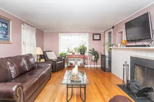 8 Hickory Hill Rd, New Britain, CT 06052 - Photo 2