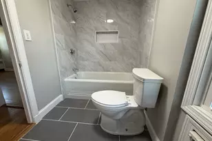 96 Bentwood Rd, West Hartford, CT 06107 - Photo 8