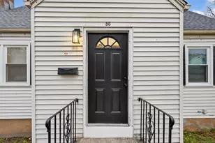 86 Buell St, New Britain, CT 06051 - Photo 4