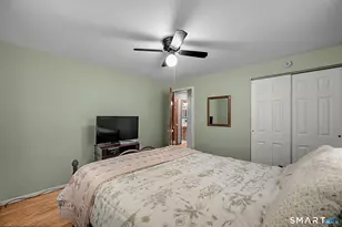 204 Hickory Cir, Middletown, CT 06457 - Photo 16