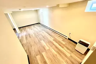 129 Highland Ave, Waterbury, CT 06708 - Photo 2