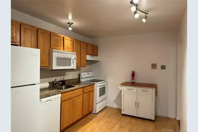 181 Melba Street #APT 218, Milford, CT 06460 - Photo 4