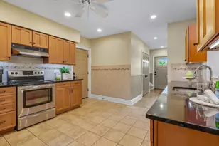 217 Huntington Rd, Stratford, CT 06614 - Photo 14