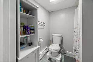 1045 Cooke St, Waterbury, CT 06704 - Photo 28