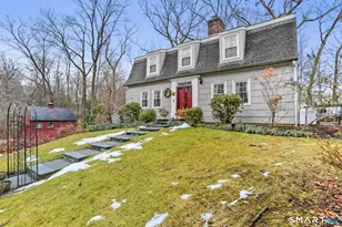 9 Hollow Spring Rd, Norwalk, CT 06854 - Photo 4