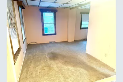 16 Naugatuck Avenue, Shelton, CT 06484 - Photo 6