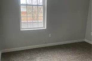 85 Hemingway Ave, East Haven, CT 06512 - Photo 12