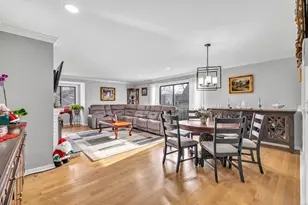 183 Apache Ln, Stratford, CT 06614 - Photo 14