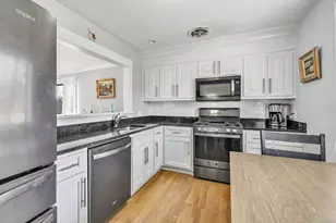 183 Apache Ln, Stratford, CT 06614 - Photo 12