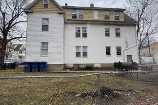 40 Harding Pl, New Haven, CT 06511 - Photo 6