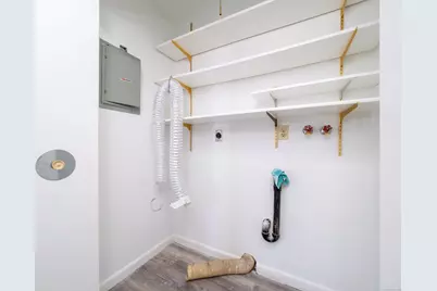 17 Bergh Street, Danbury, CT 06810 - Photo 16