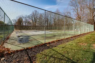 129 Brentwood Dr, Wallingford, CT 06492 - Photo 30