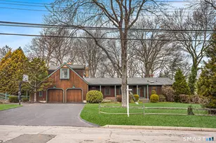 104 Putting Green Rd, Fairfield, CT 06825 - Photo 34