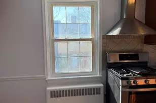 1084 E Main St, Stamford, CT 06902 - Photo 10