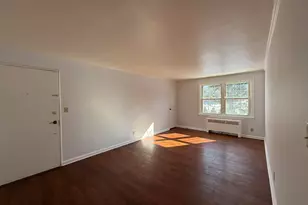 1084 E Main St, Stamford, CT 06902 - Photo 4