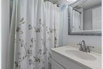 76 New Shore Road, Waterford, CT 06385 - Photo 12