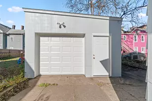 201 Portsea St, New Haven, CT 06519 - Photo 4