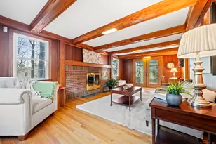 9 Cedar Dr, Cromwell, CT 06416 - Photo 4