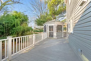 9 Cedar Dr, Cromwell, CT 06416 - Photo 10