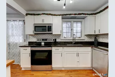 11 Sunrise Drive, Vernon, CT 06066 - Photo 10