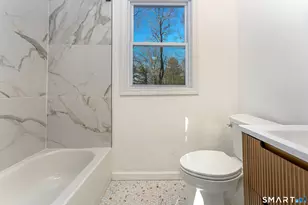 8 Howard Ave, Meriden, CT 06450 - Photo 20