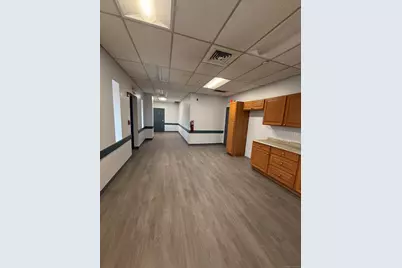 182 Commerce Street, East Haven, CT 06512 - Photo 6