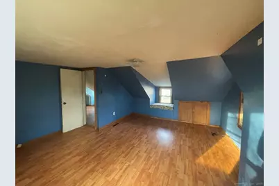 21 Meadow Street, Milford, CT 06460 - Photo 16