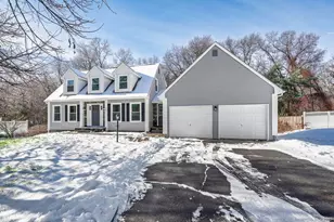 16 Landing Cir, Windsor, CT 06095 - Photo 1
