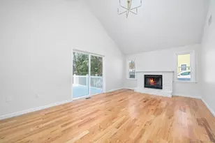 16 Landing Cir, Windsor, CT 06095 - Photo 12