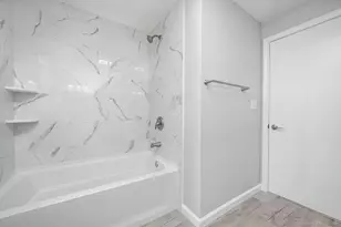 16 Landing Cir, Windsor, CT 06095 - Photo 20