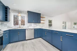 16 Landing Cir, Windsor, CT 06095 - Photo 8