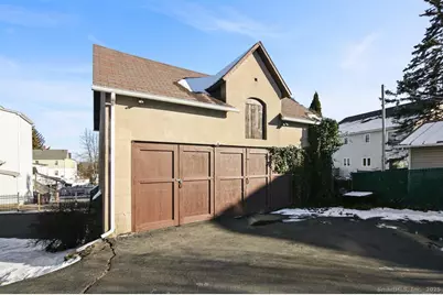 527 Burritt Street, New Britain, CT 06053 - Photo 4