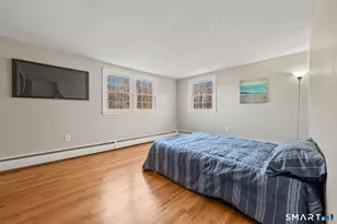 670 Avery St, South Windsor, CT 06074 - Photo 18