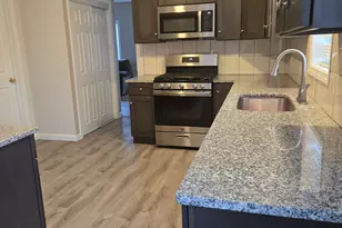 112 Liberty St, Stonington, CT 06379 - Photo 4