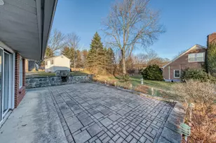 10 McKay St, Torrington, CT 06790 - Photo 8
