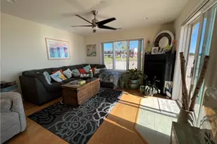 12 Naugatuck Ave, Milford, CT 06460 - Photo 16