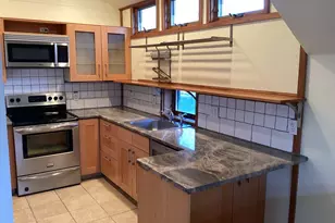 40 Chestnut Hill Rd, Newtown, CT 06482 - Photo 2