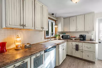 68 Dominican Road, Branford, CT 06405 - Photo 10