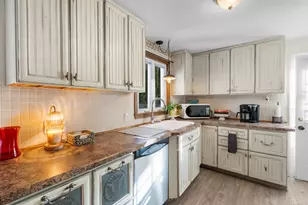 68 Dominican Rd, Branford, CT 06405 - Photo 10